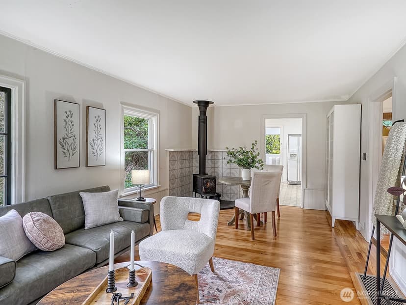 Property photo for 2337 NE 86th Street, Seattle photo 7