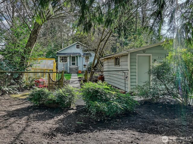 Property photo for 2337 NE 86th Street, Seattle photo 2