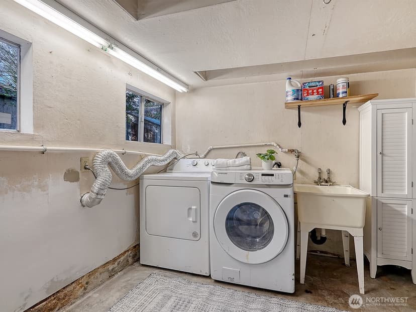 Property photo for 2337 NE 86th Street, Seattle photo 15