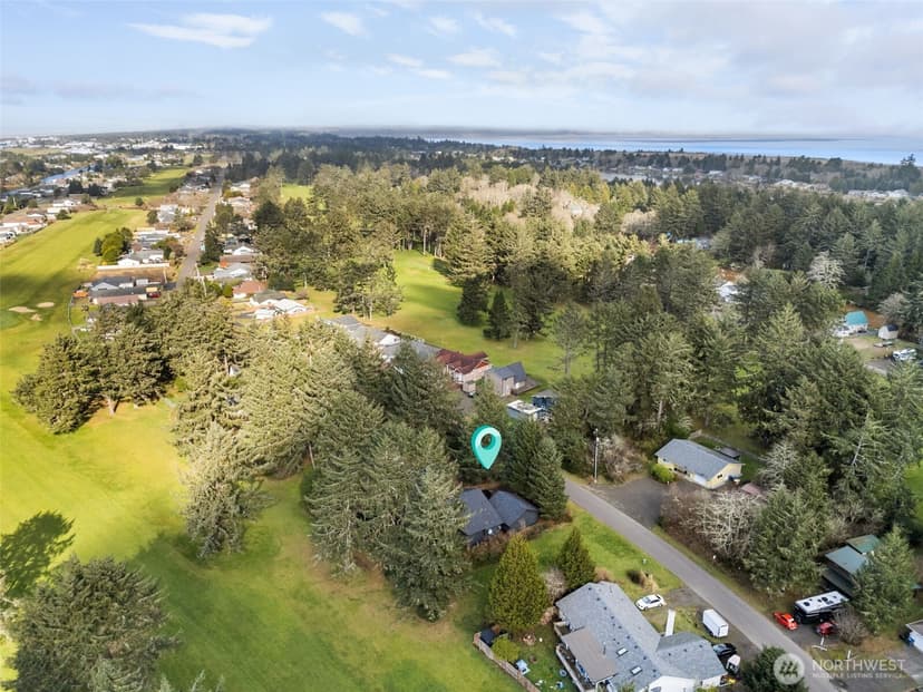 Property photo for 147 Octopus Avenue NE, Ocean Shores photo 33