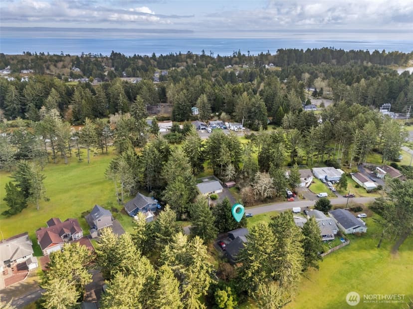 Property photo for 147 Octopus Avenue NE, Ocean Shores photo 34