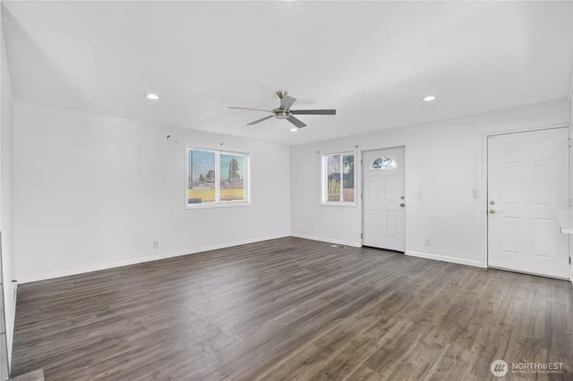 Property photo for 3718 S Gunnison Street, Tacoma photo 13