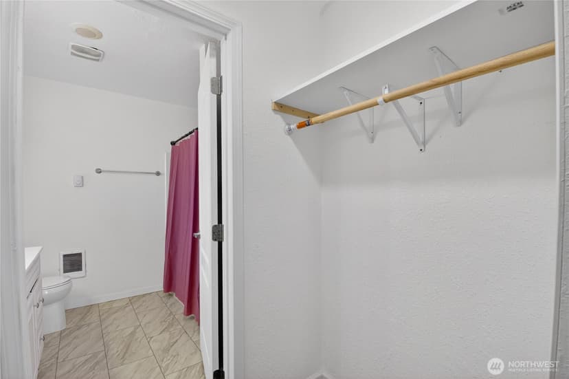 Property photo for 3718 S Gunnison Street, Tacoma photo 27