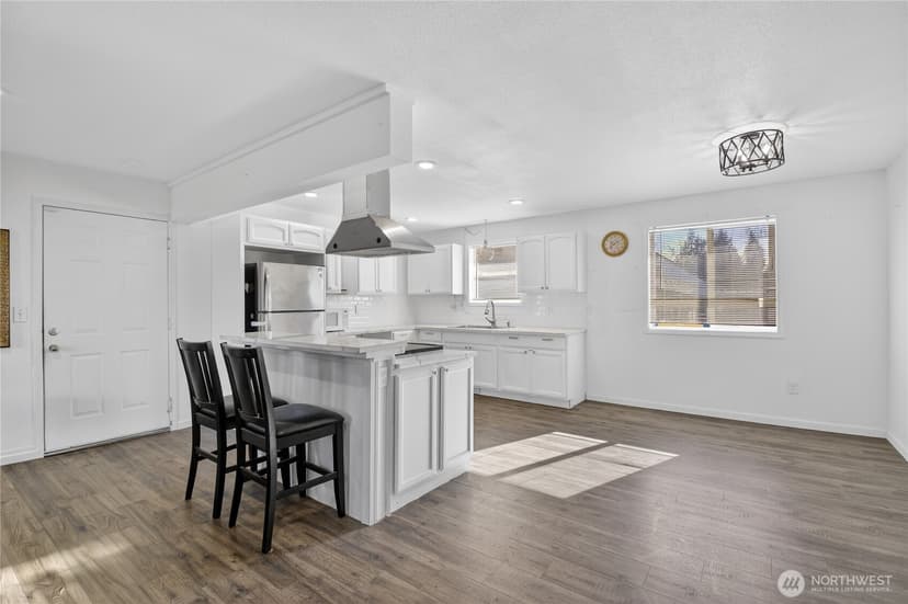 Property photo for 3718 S Gunnison Street, Tacoma photo 10