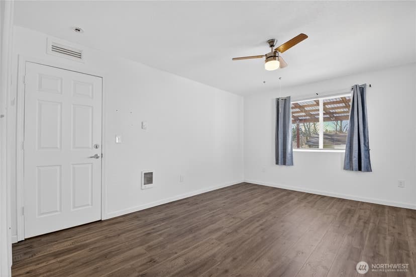 Property photo for 3718 S Gunnison Street, Tacoma photo 30