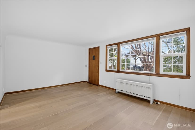 Property photo for 7870 Green Lake Drive N #10, Seattle photo 11
