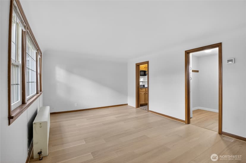 Property photo for 7870 Green Lake Drive N #10, Seattle photo 10