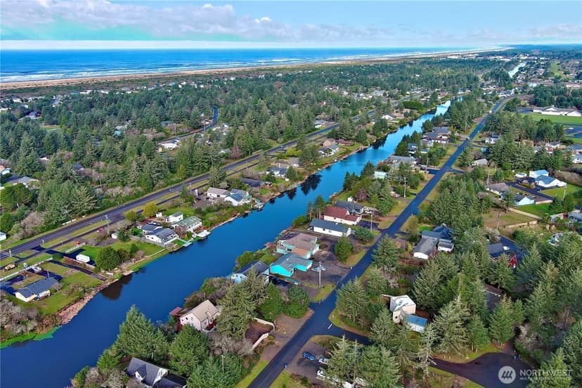 Property photo for 522 Point Brown Avenue SE, Ocean Shores photo 34