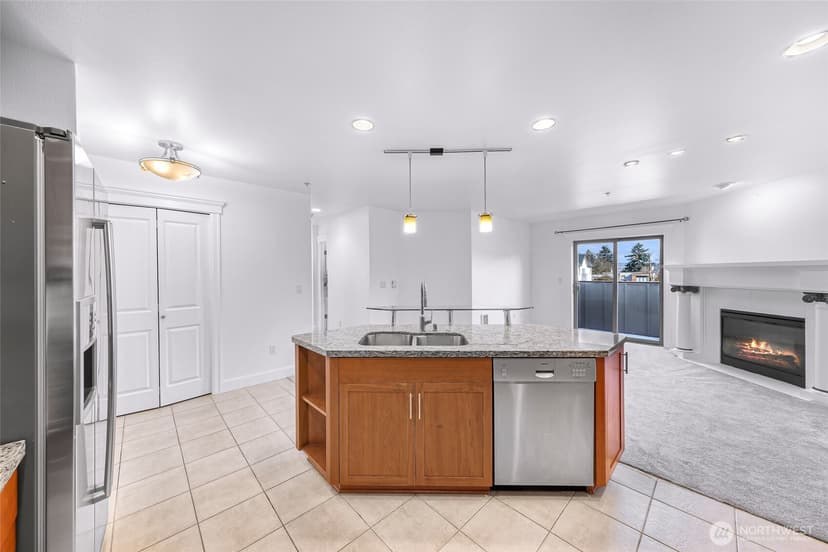 Property photo for 3150 W Government Way #407, Seattle photo 9