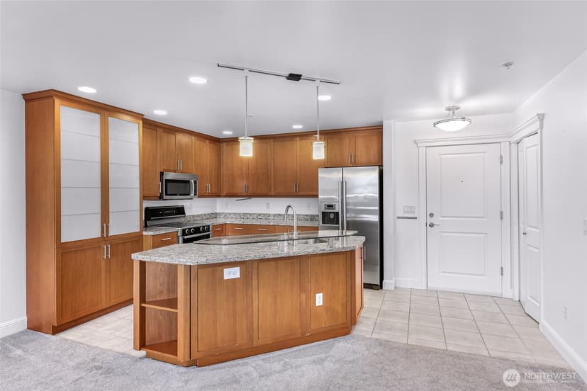 Property photo for 3150 W Government Way #407, Seattle photo 7