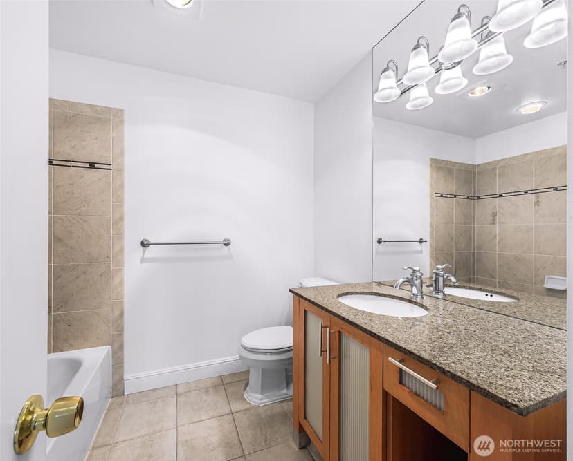 Property photo for 3150 W Government Way #407, Seattle photo 18