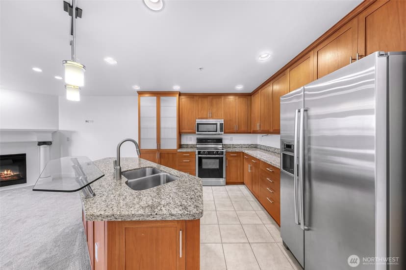 Property photo for 3150 W Government Way #407, Seattle photo 10