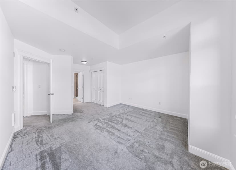 Property photo for 3150 W Government Way #407, Seattle photo 21