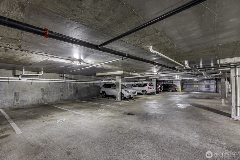 Property photo for 3150 W Government Way #407, Seattle photo 30