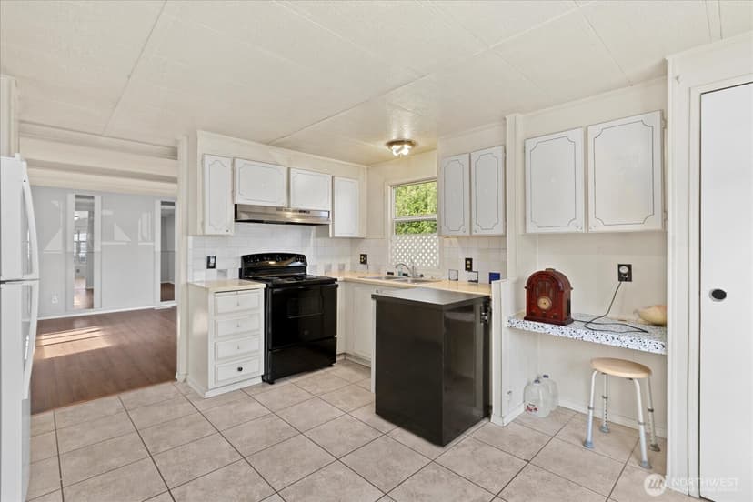 Property photo for 4111 164th Street SW #43, Lynnwood photo 8