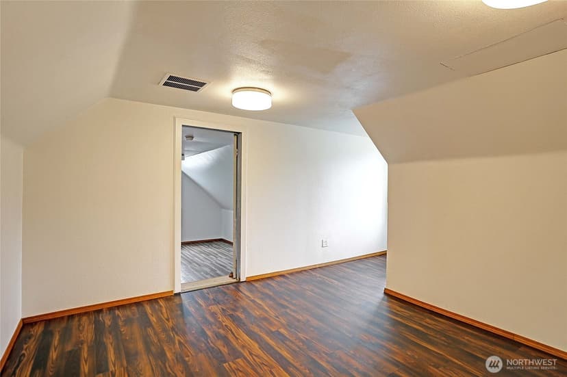 Property photo for 39729 State Route 530 NE, Arlington photo 17