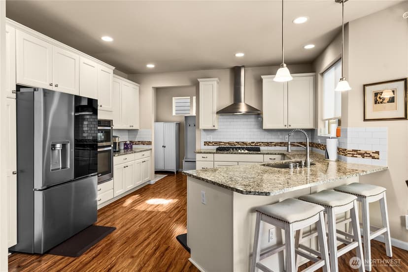 Property photo for 21702 103rd Place SE, Kent photo 11