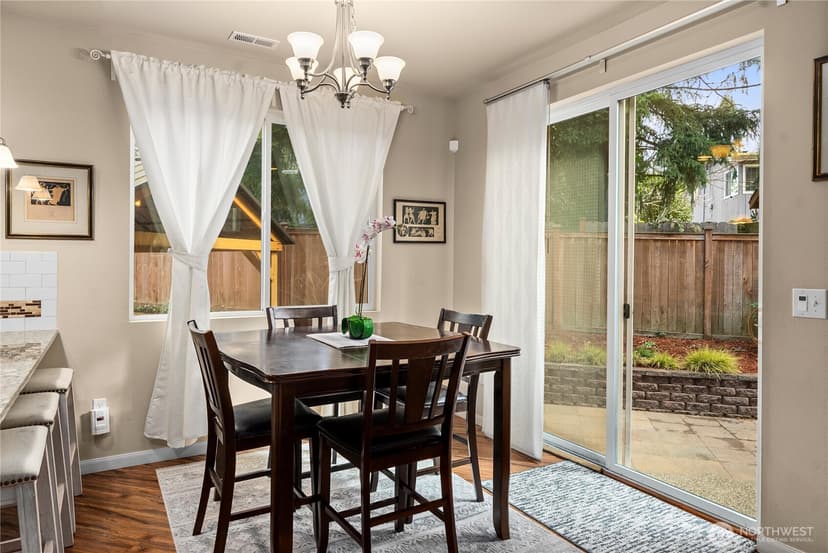 Property photo for 21702 103rd Place SE, Kent photo 15