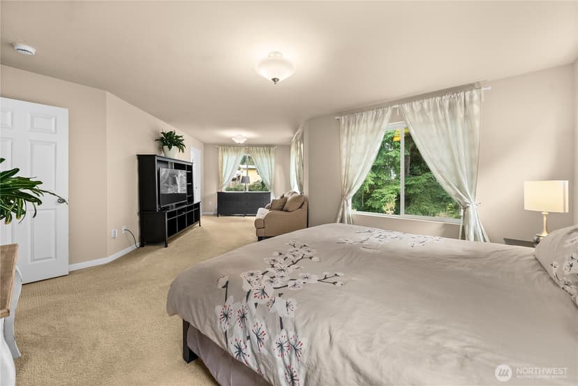 Property photo for 21702 103rd Place SE, Kent photo 25