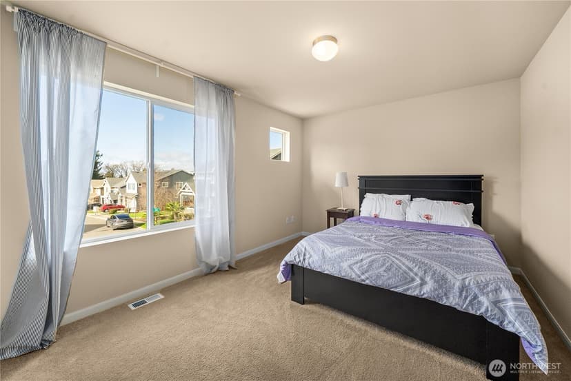 Property photo for 21702 103rd Place SE, Kent photo 29