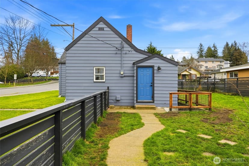 Property photo for 238 N Washington Avenue, Arlington photo 14
