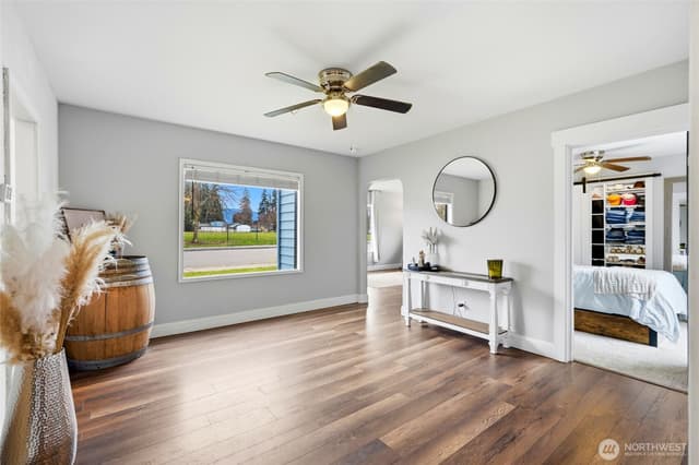 Property photo for 238 N Washington Avenue, Arlington photo 5