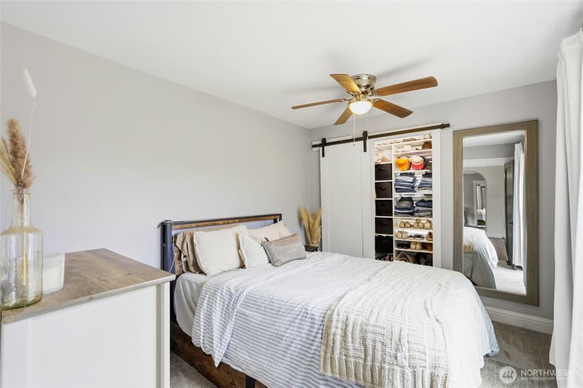 Property photo for 238 N Washington Avenue, Arlington photo 11