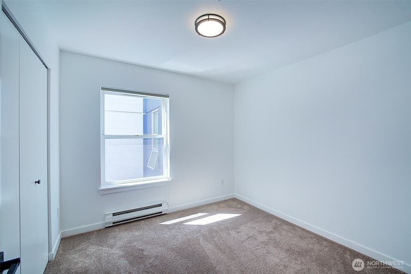 Property photo for 303 23rd Avenue S #506, Seattle photo 17