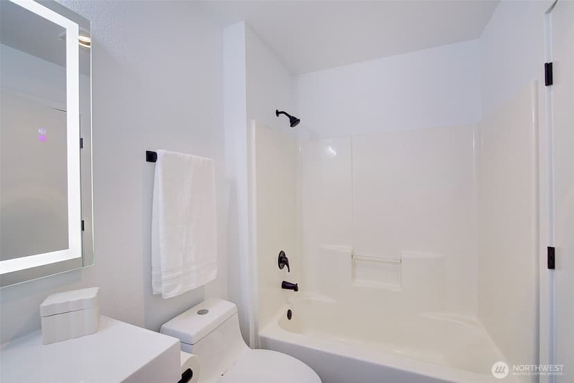 Property photo for 303 23rd Avenue S #506, Seattle photo 19