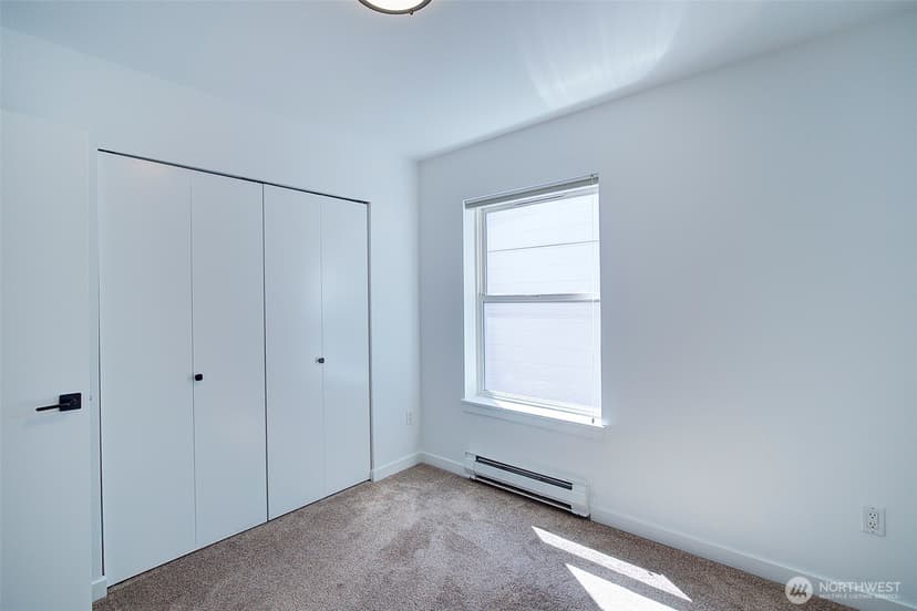 Property photo for 303 23rd Avenue S #506, Seattle photo 16