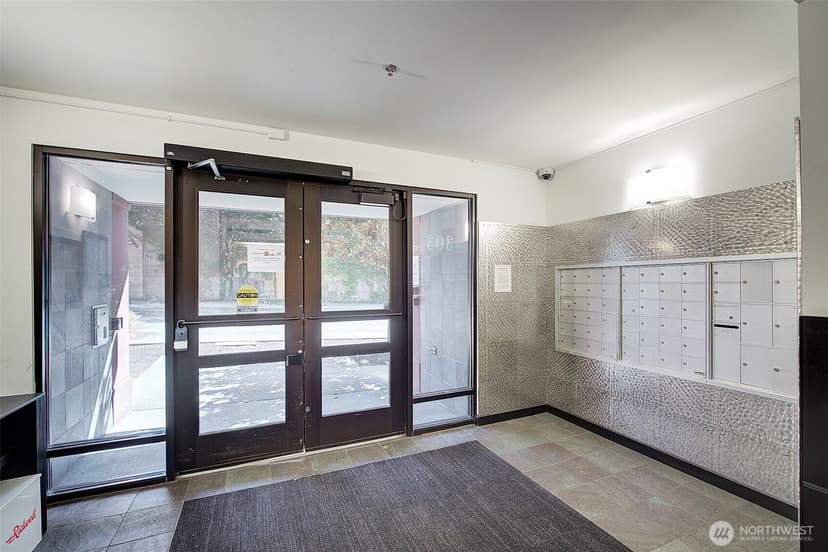 Property photo for 303 23rd Avenue S #506, Seattle photo 27