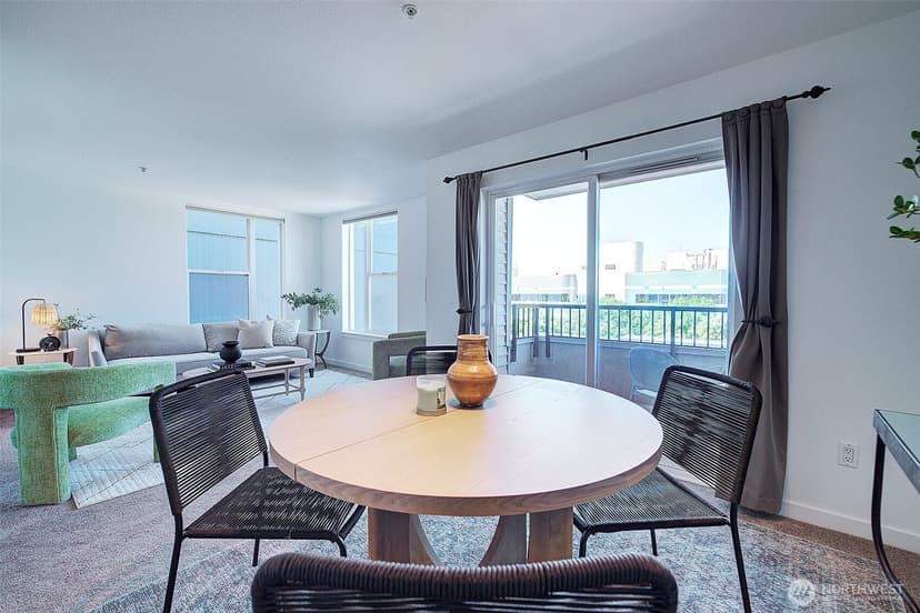 Property photo for 303 23rd Avenue S #506, Seattle photo 11