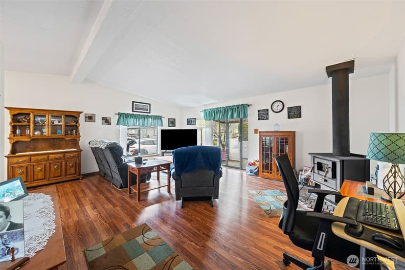 Property photo for 1402 22nd Street NE #424, Auburn photo 9