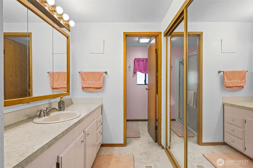 Property photo for 1402 22nd Street NE #424, Auburn photo 18