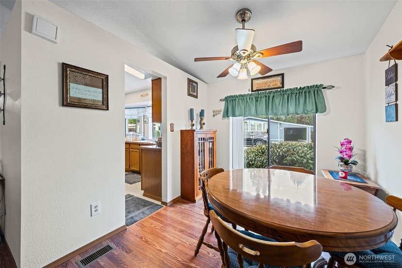 Property photo for 1402 22nd Street NE #424, Auburn photo 14