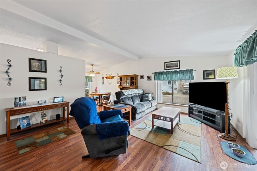 Property photo for 1402 22nd Street NE #424, Auburn photo 6