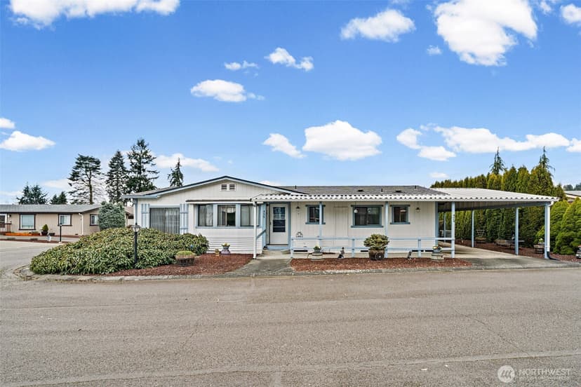 Property photo for 1402 22nd Street NE #424, Auburn