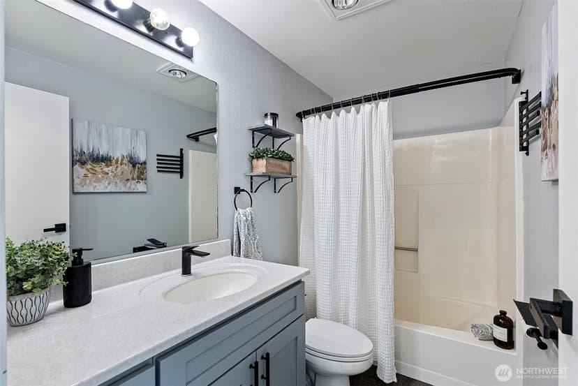 Property photo for 3330 Narrows View Lane NE #201, Bremerton photo 23