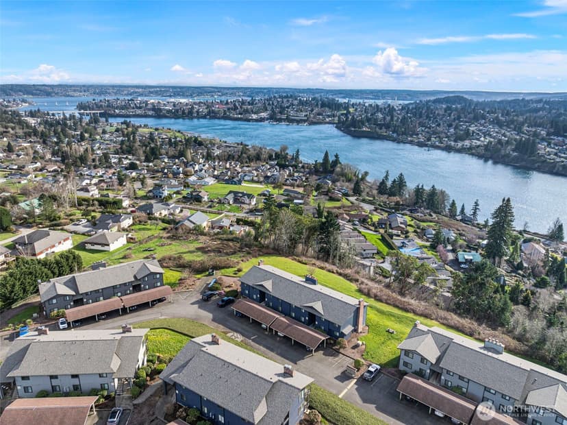 Property photo for 3330 Narrows View Lane NE #201, Bremerton photo 32