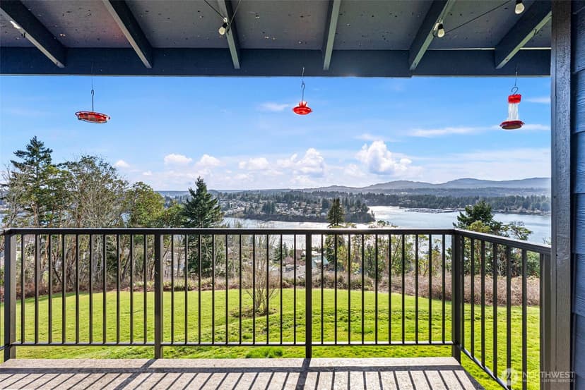 Property photo for 3330 Narrows View Lane NE #201, Bremerton photo 24