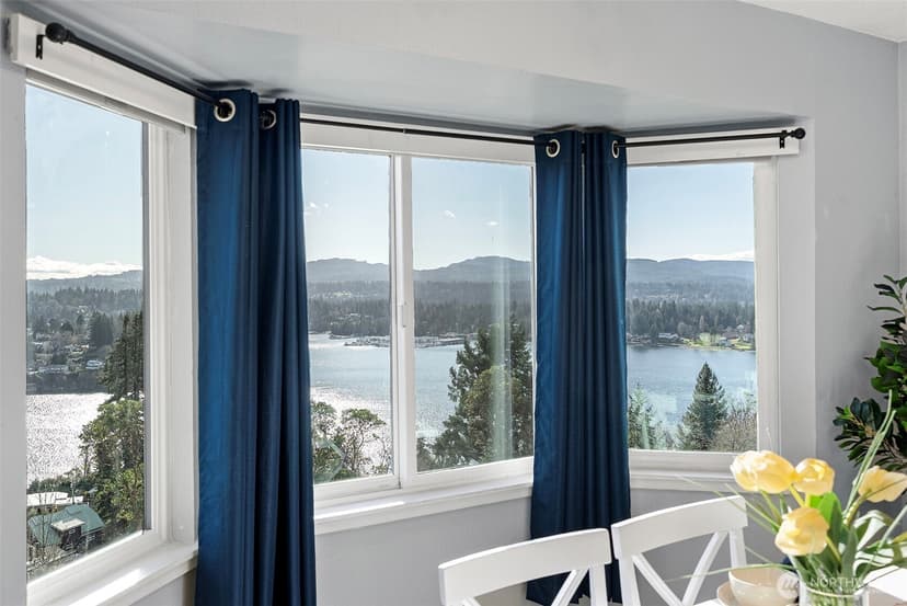 Property photo for 3330 Narrows View Lane NE #201, Bremerton photo 11