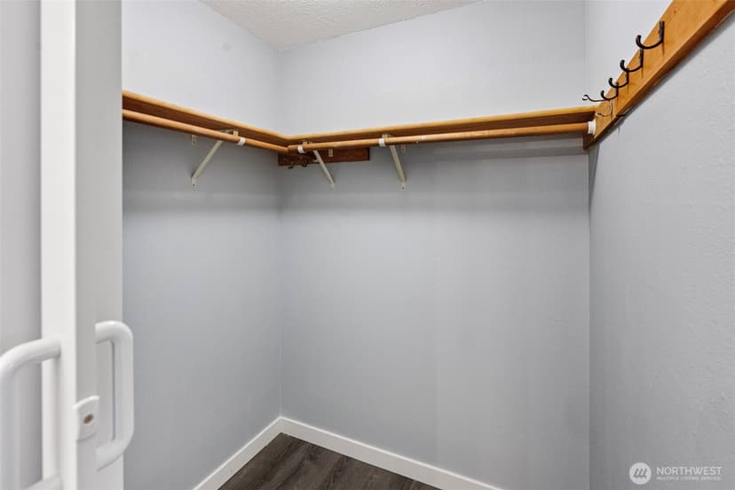 Property photo for 3330 Narrows View Lane NE #201, Bremerton photo 21