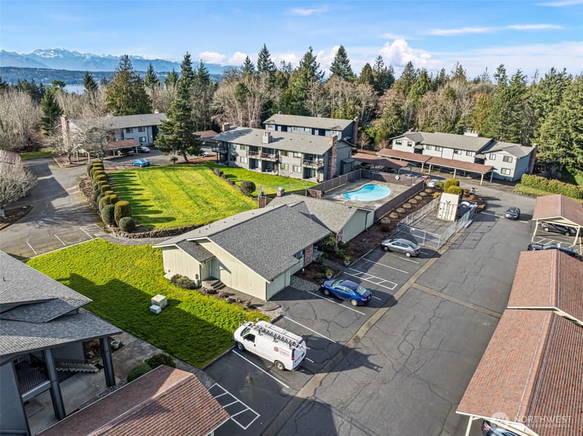Property photo for 3330 Narrows View Lane NE #201, Bremerton photo 35