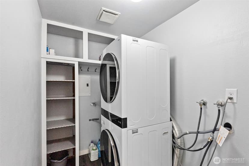 Property photo for 3330 Narrows View Lane NE #201, Bremerton photo 8