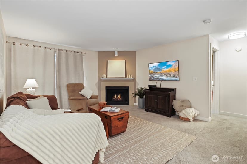 Property photo for 16817 Larch Way #E103, Lynnwood photo 8