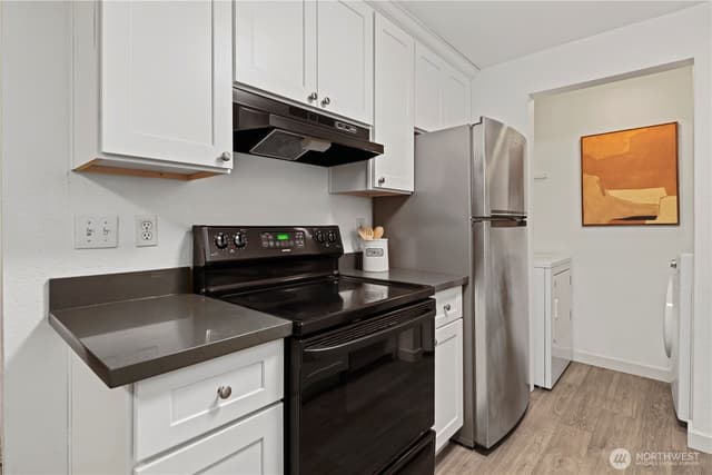 Property photo for 16817 Larch Way #E103, Lynnwood photo 5