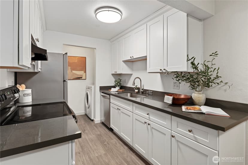 Property photo for 16817 Larch Way #E103, Lynnwood