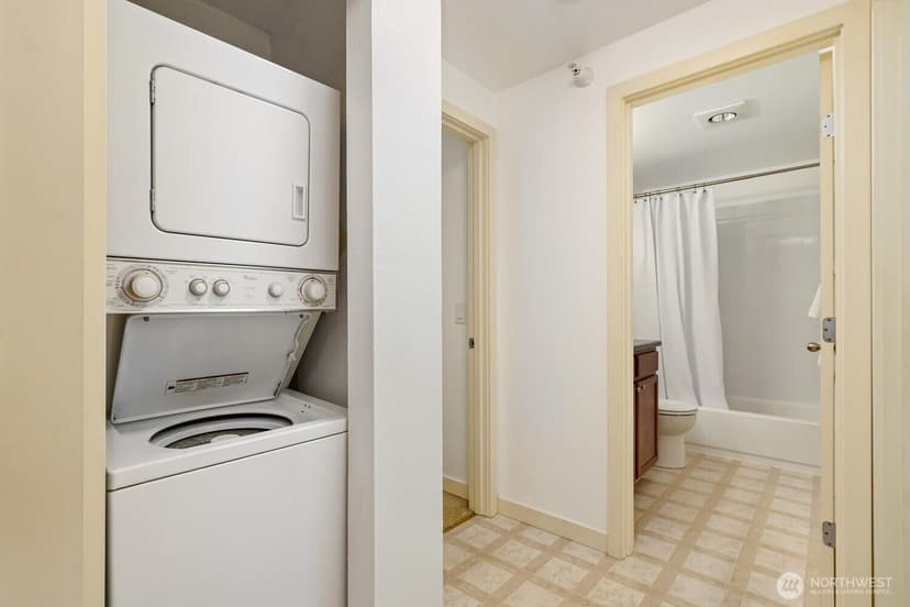 Property photo for 700 Front Street S #E 103, Issaquah photo 8