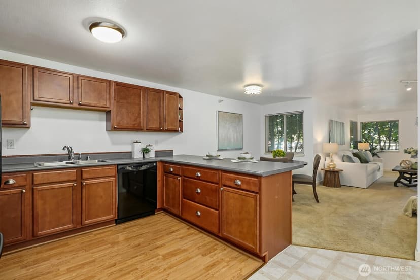 Property photo for 700 Front Street S #E 103, Issaquah photo 4
