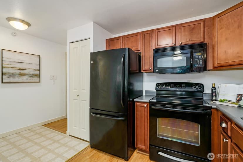 Property photo for 700 Front Street S #E 103, Issaquah photo 5